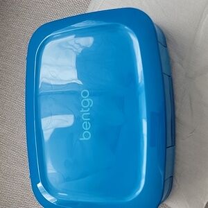 Bentgo Blue Lunch Box NEW